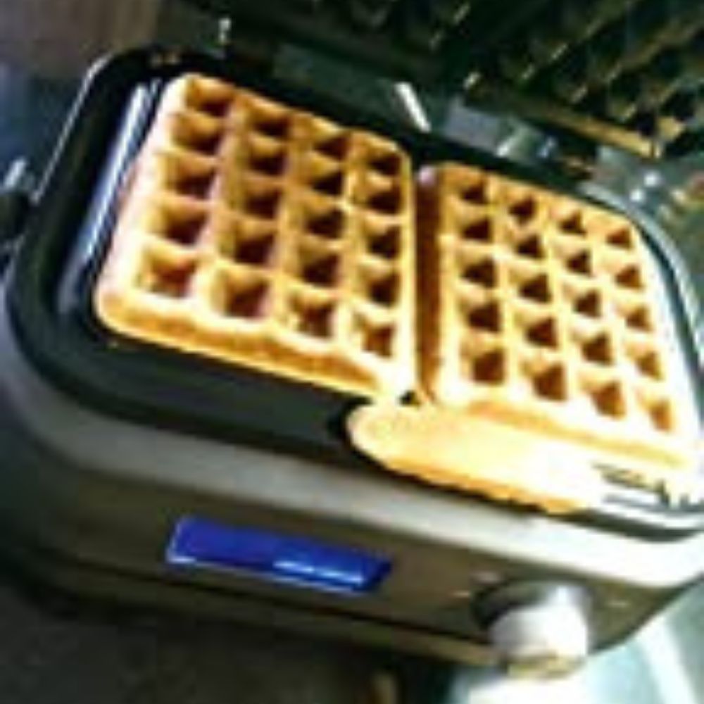 https://www.incredibleratings.com/content/images/2023/05/Calphalon-Intellicrisp-Belgian-Waffle-Maker-1.jpg