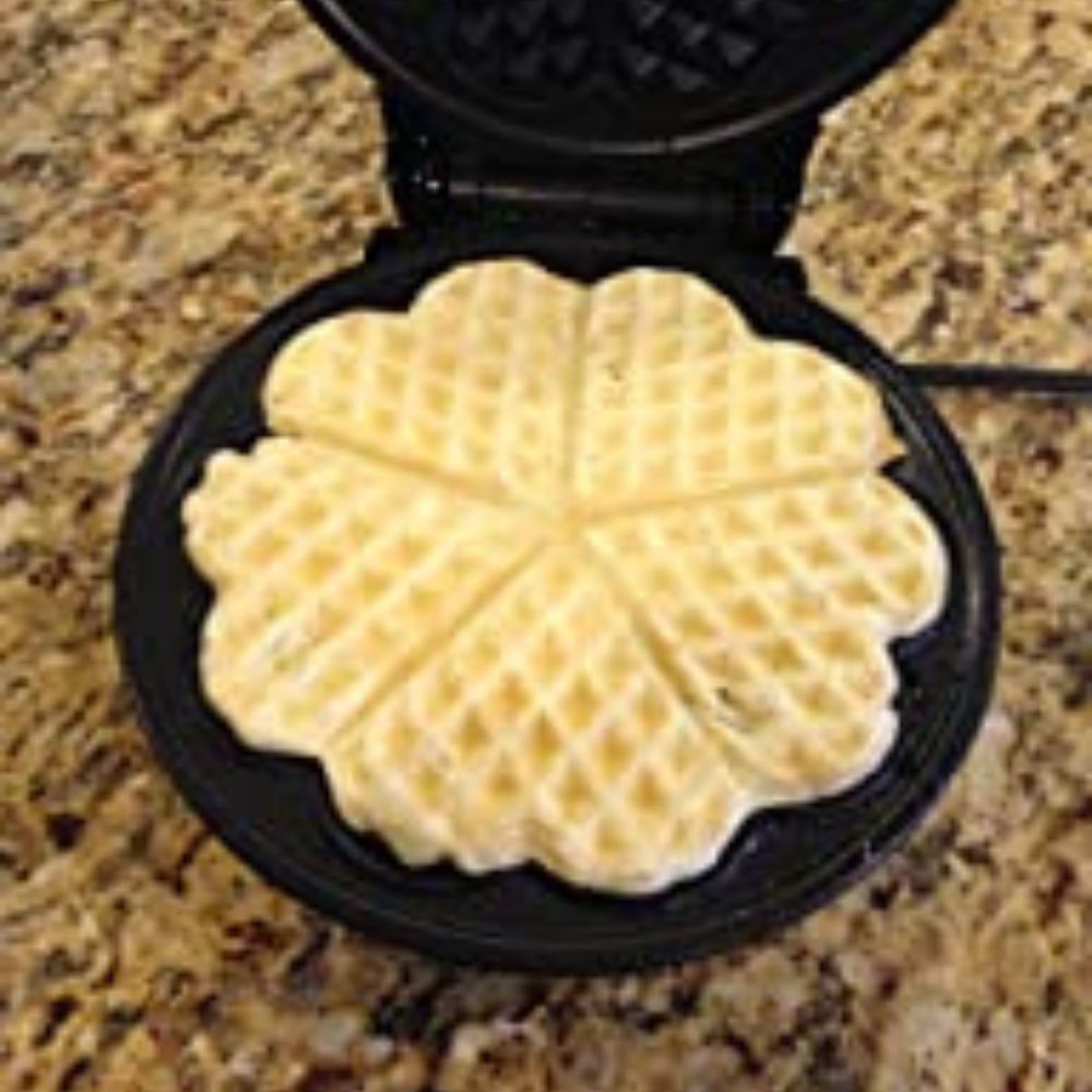 Best Non-Toxic Waffle Maker Sans PFAS Forever Chemicals